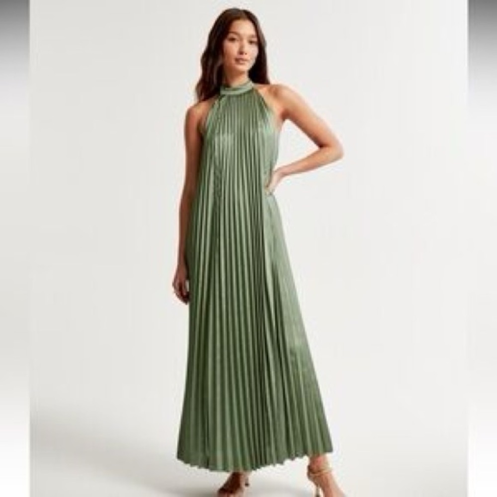 Abercrombie Giselle Pleated Maxi Dress